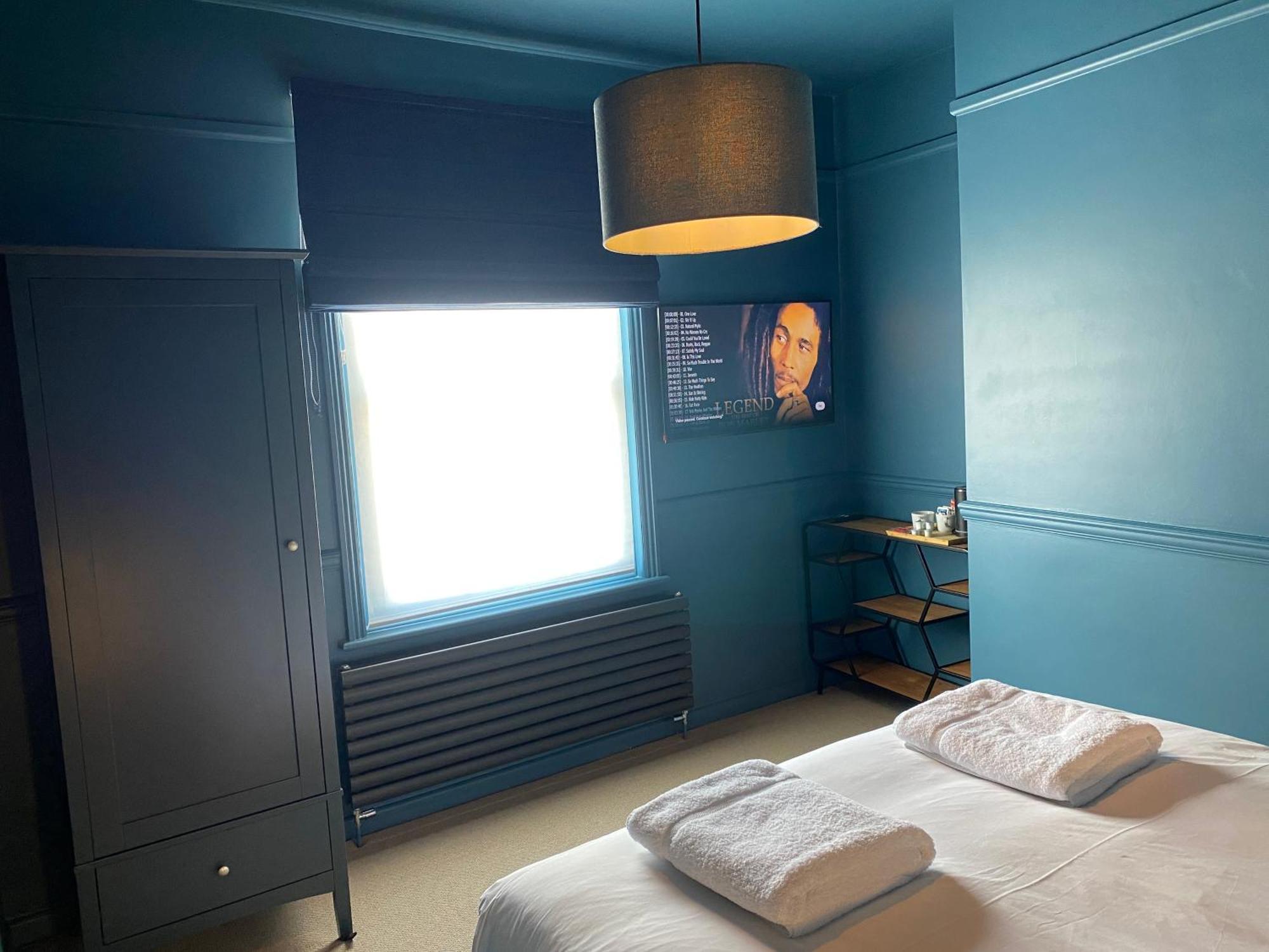 Rooms At The Quayside Are Stylish En-Suite Rooms On Poole Quay All Fully Refurbed For Summer 2024 ภายนอก รูปภาพ