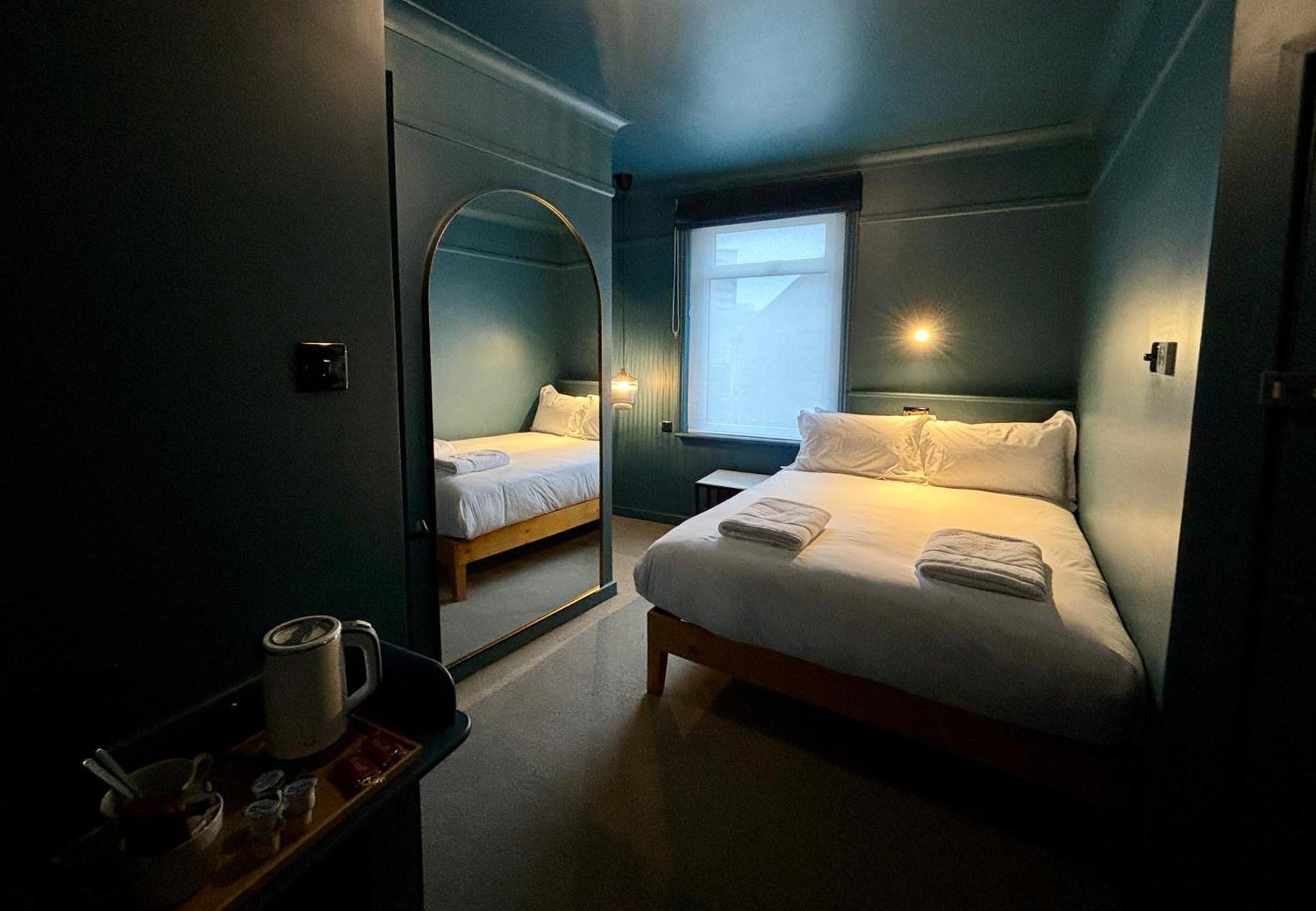 Rooms At The Quayside Are Stylish En-Suite Rooms On Poole Quay All Fully Refurbed For Summer 2024 ภายนอก รูปภาพ