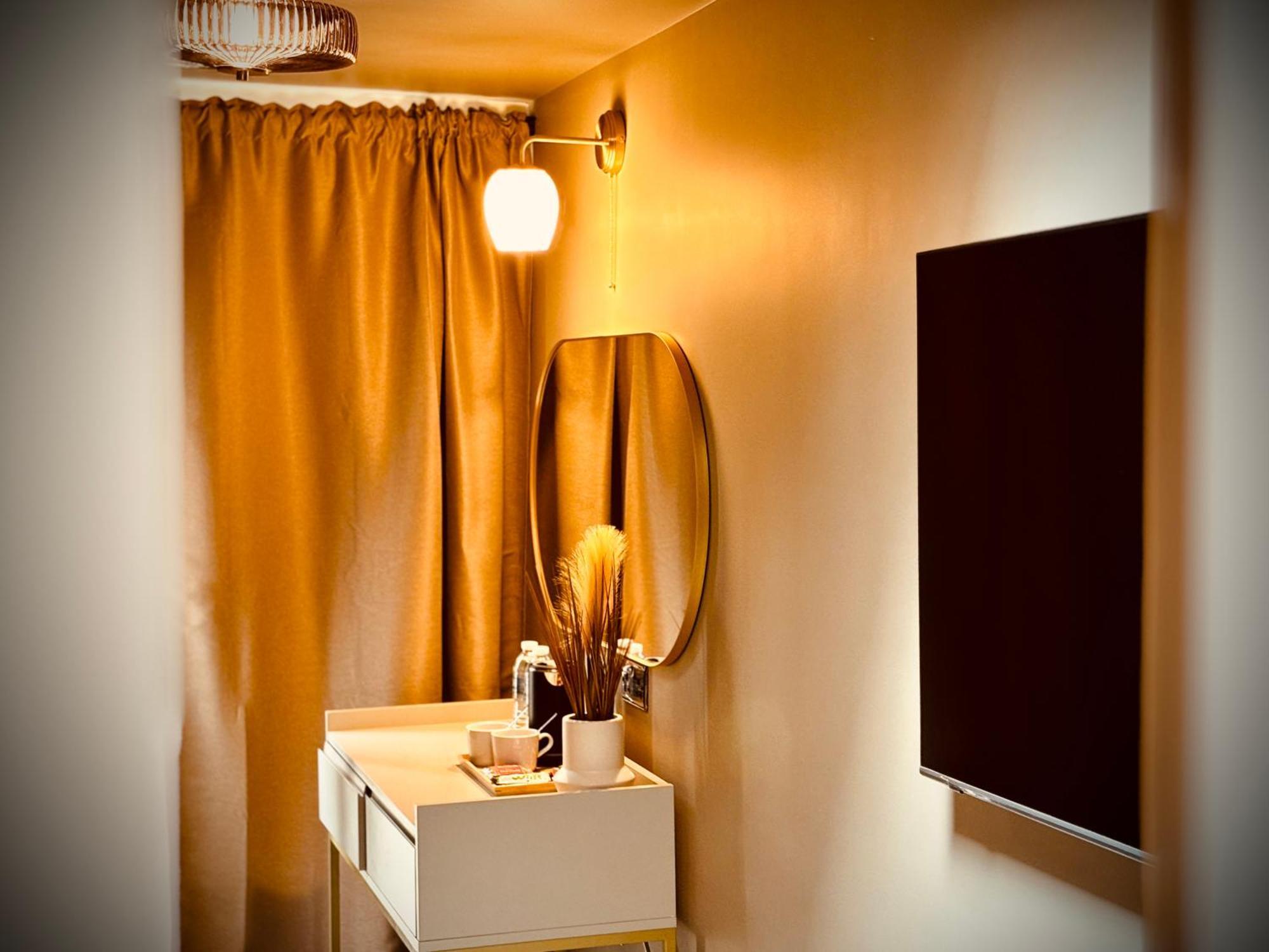 Rooms At The Quayside - Stylish En-Suite Rooms On Poole Quay All Fully Refurbed ภายนอก รูปภาพ